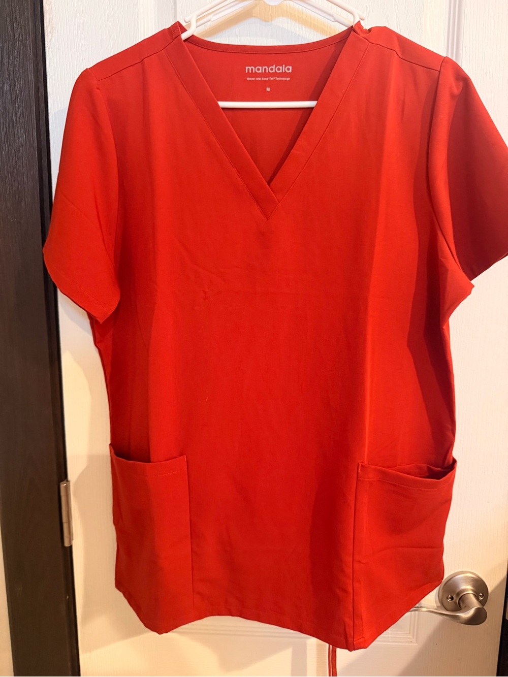 Mandala women’s scrub set sz. Medium